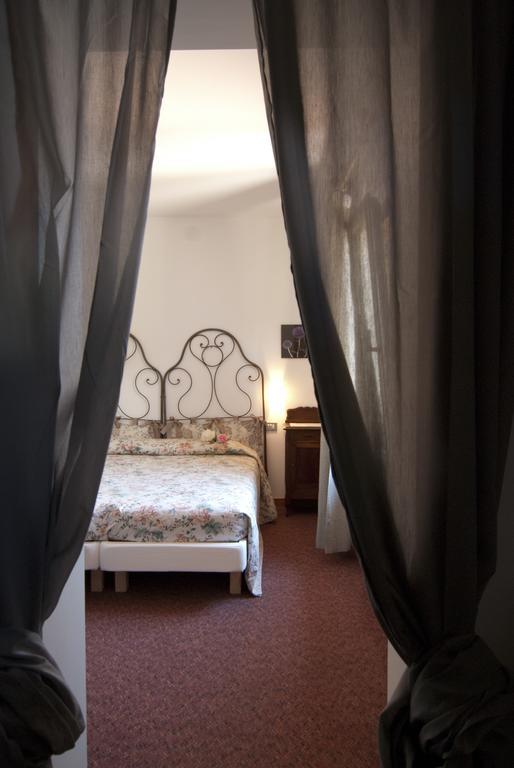 Hotel Mariano Gargnano Δωμάτιο φωτογραφία